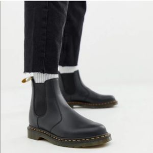 Dr Martens 2976 Chelsea Boot